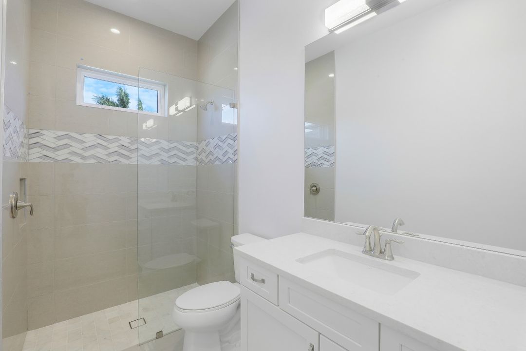 3627 SE 21st Pl, Cape Coral, FL 33904