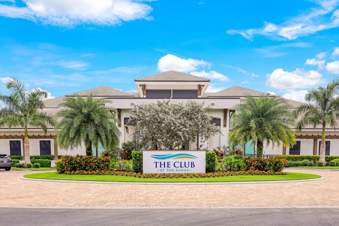 310 Dunes Blvd, Naples, FL 34110