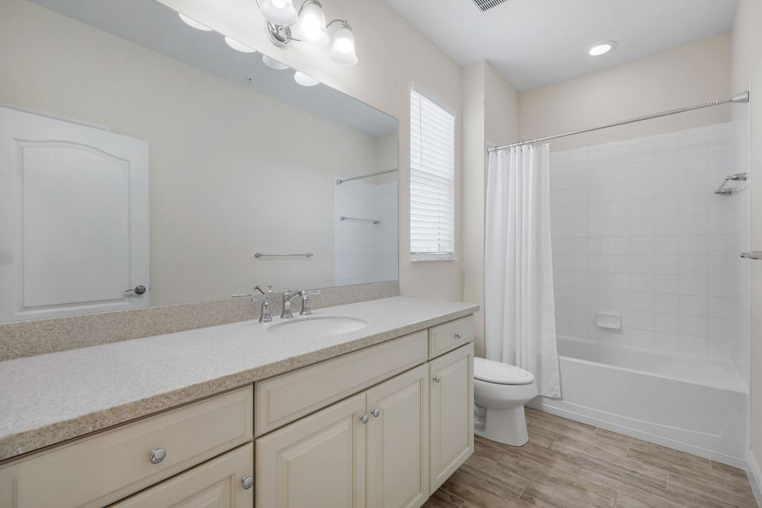 2343 Sheen Ln #405, Naples, FL 34120