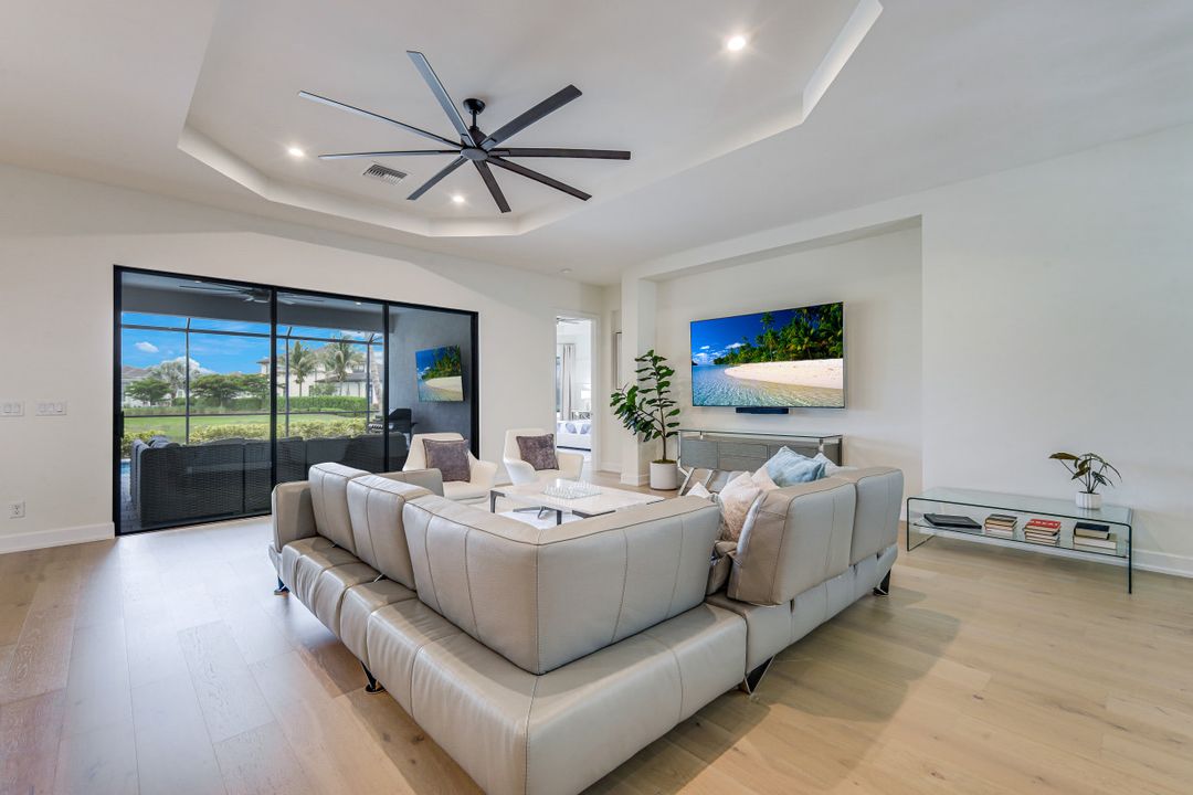 11110 Canal Grande Dr, Fort Myers, FL 33913