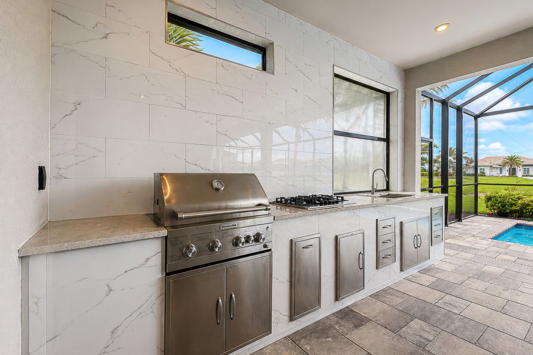 11110 Canal Grande Dr, Fort Myers, FL 33913