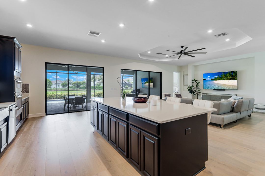 11110 Canal Grande Dr, Fort Myers, FL 33913