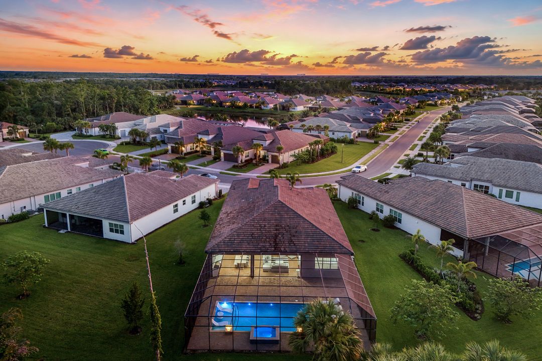 12063 Azalea Wy, Naples, FL 34120