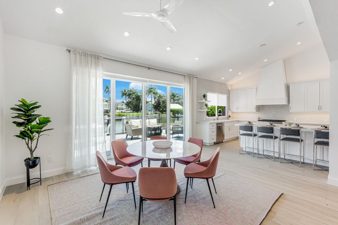 151 Bayview Ave, Naples, FL 34108