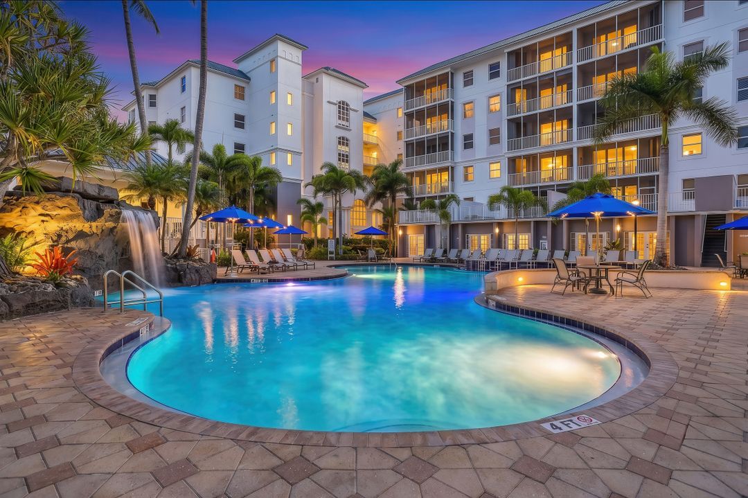 460 Launch Cir #202, Naples, FL 34108