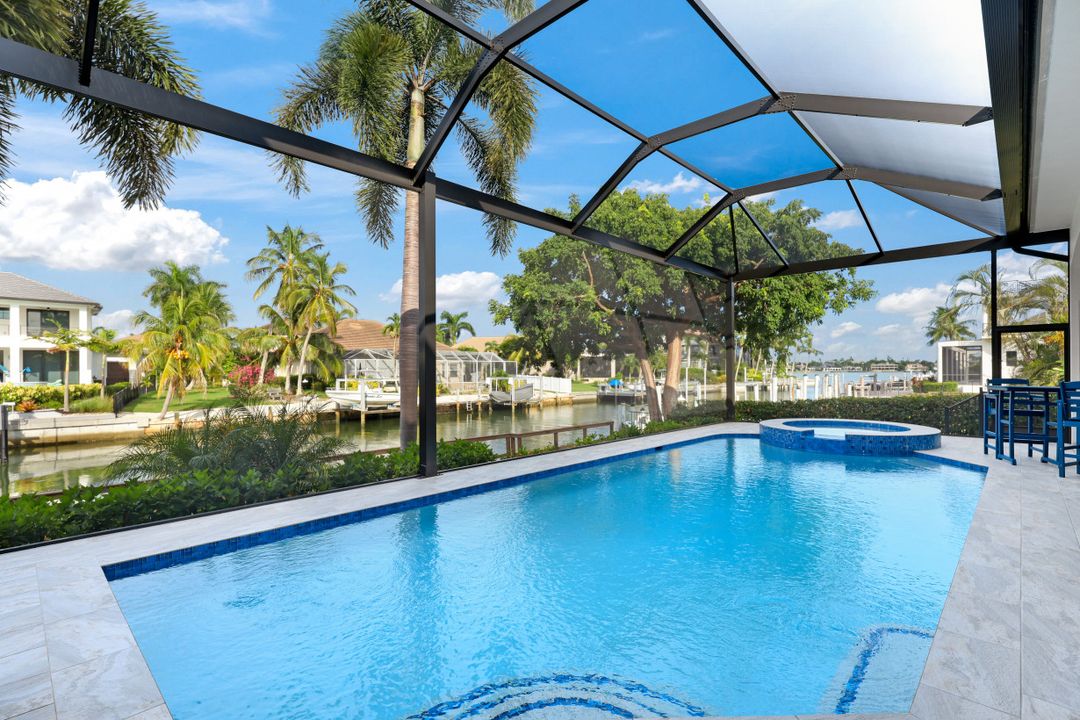 511 Alameda Ct, Marco Island, FL 34145