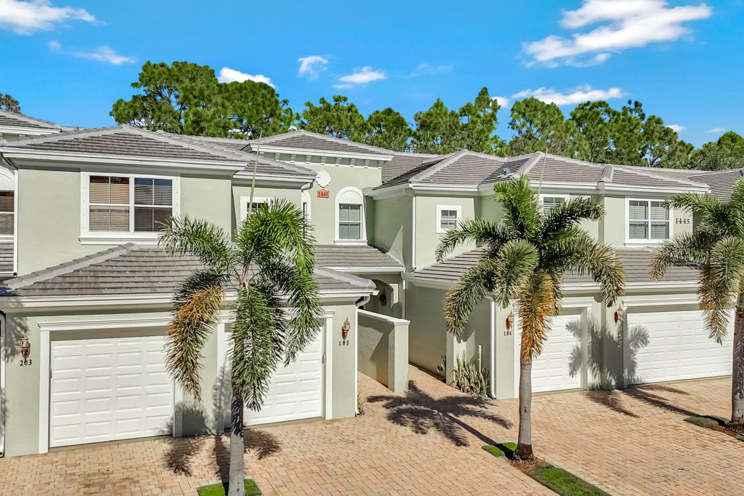 1430 Mariposa Cir, Naples, FL 34105