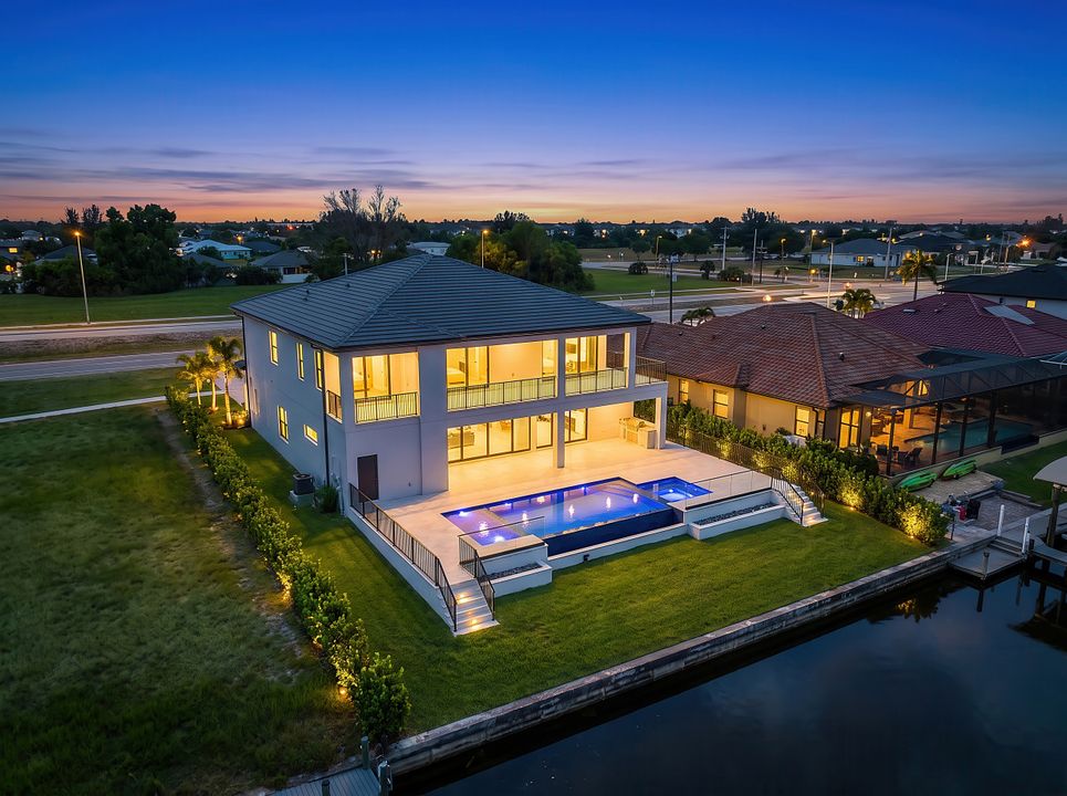 432 Burnt Store Rd S, Cape Coral, FL 33991