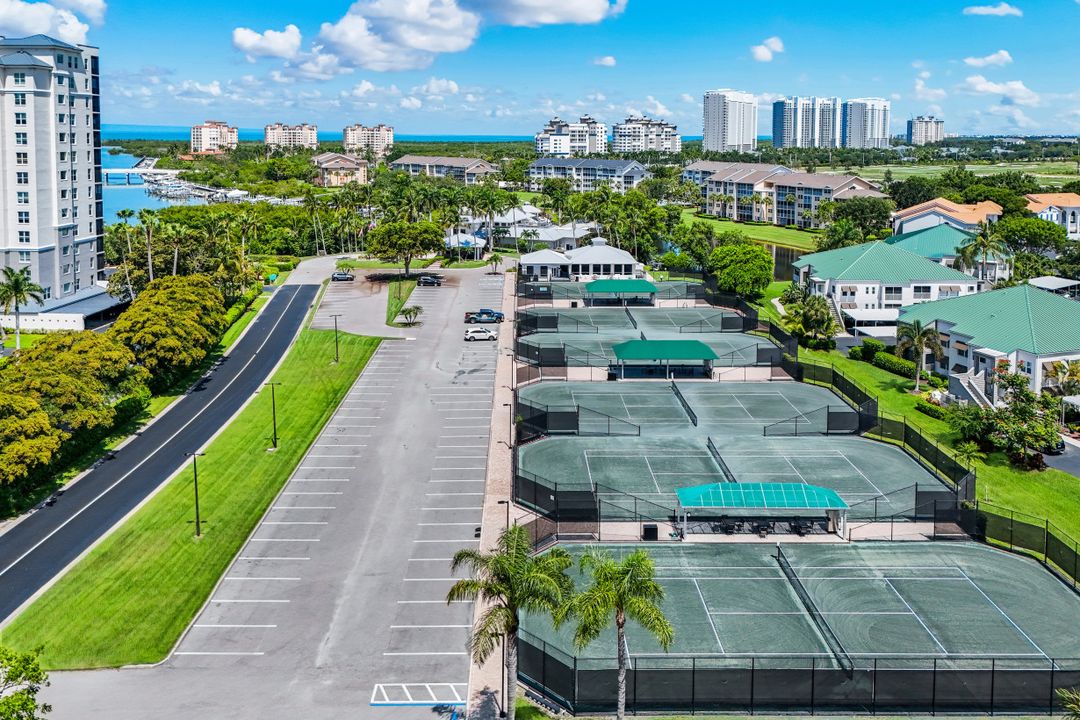 455 Cove Tower Dr #1701, Naples, FL 34110
