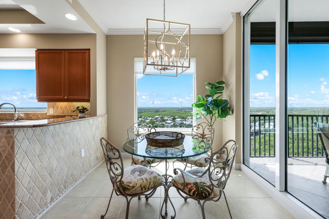 455 Cove Tower Dr #1701, Naples, FL 34110