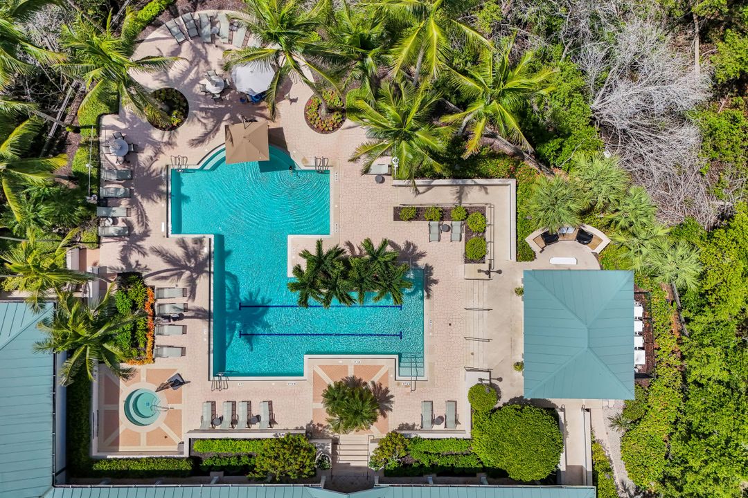 455 Cove Tower Dr #1701, Naples, FL 34110