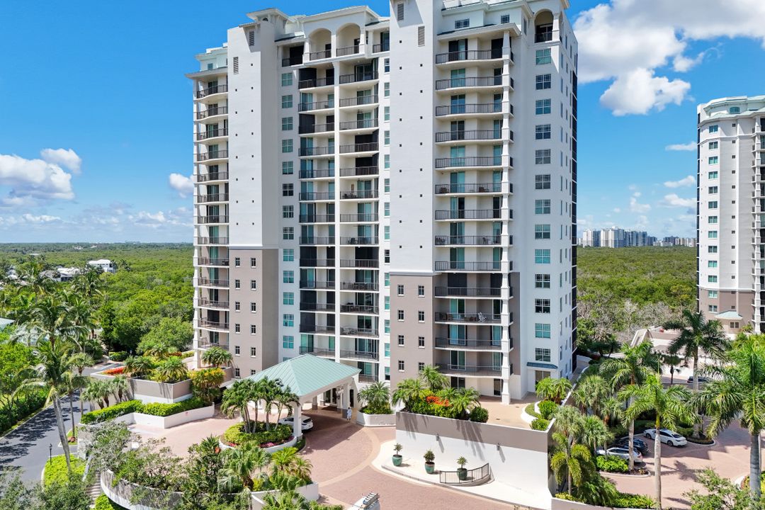 455 Cove Tower Dr #1701, Naples, FL 34110