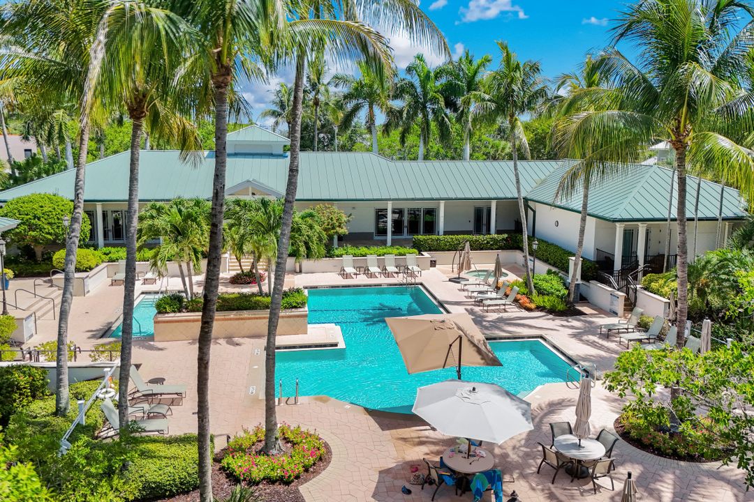 455 Cove Tower Dr #1701, Naples, FL 34110
