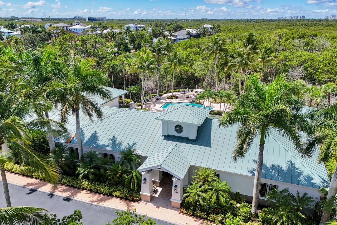 455 Cove Tower Dr #1701, Naples, FL 34110