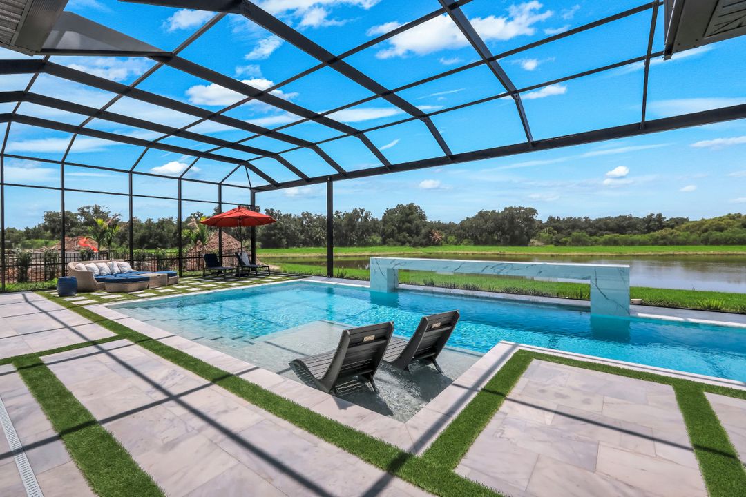 2428 Waterfront Cir, Sarasota, FL 34240