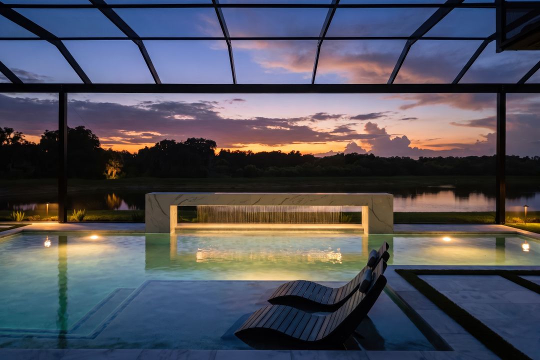 2428 Waterfront Cir, Sarasota, FL 34240