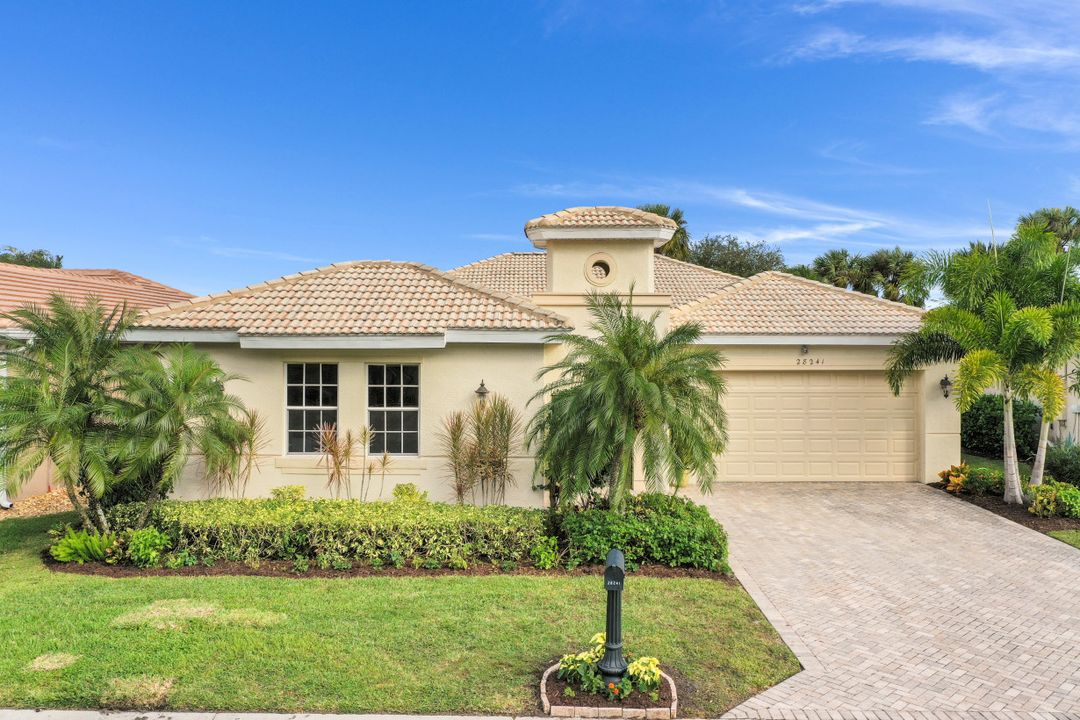 28241 L Burton Fletcher Ct, Bonita Springs, FL 34135