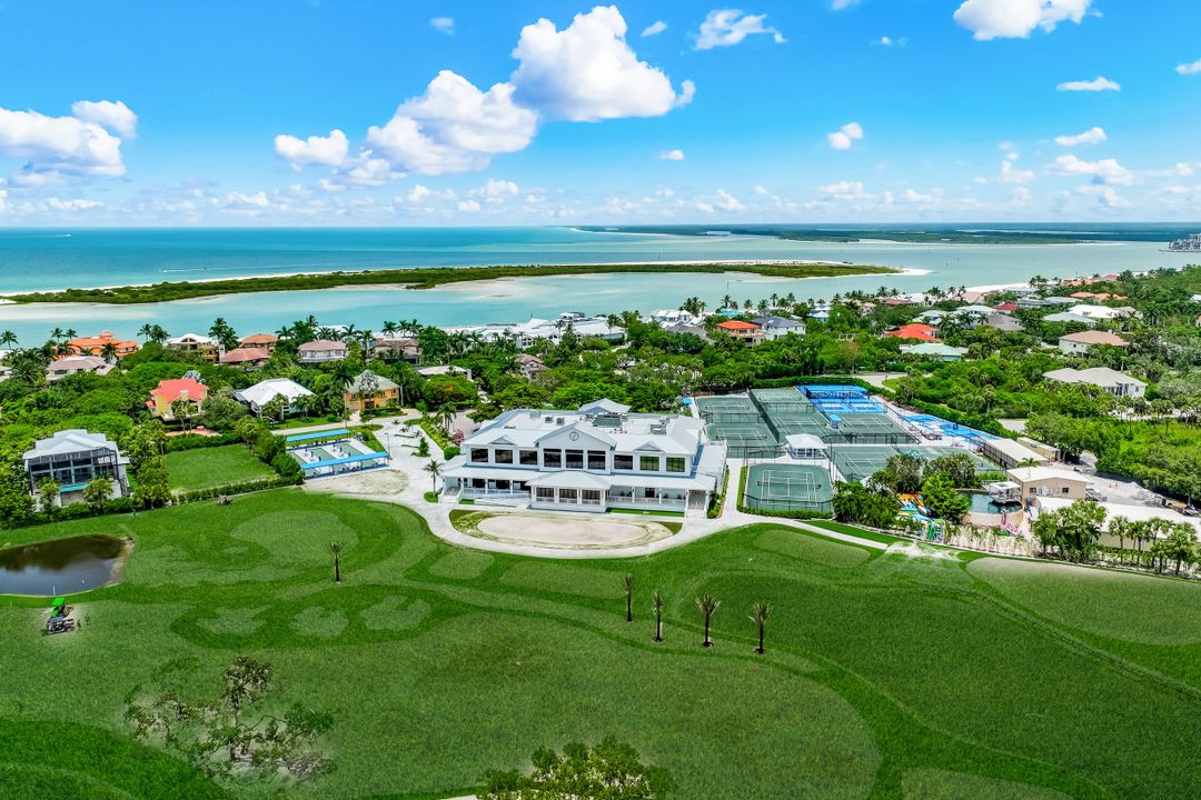 828 Hideaway Cir E #423, Marco Island, FL 34145