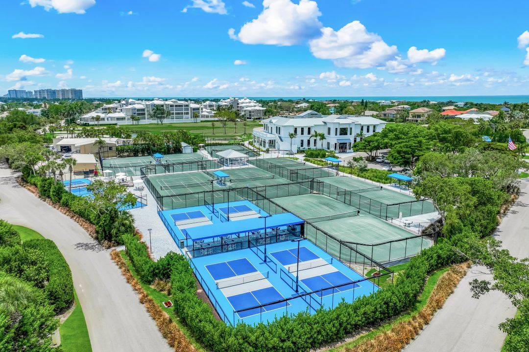 828 Hideaway Cir E #423, Marco Island, FL 34145