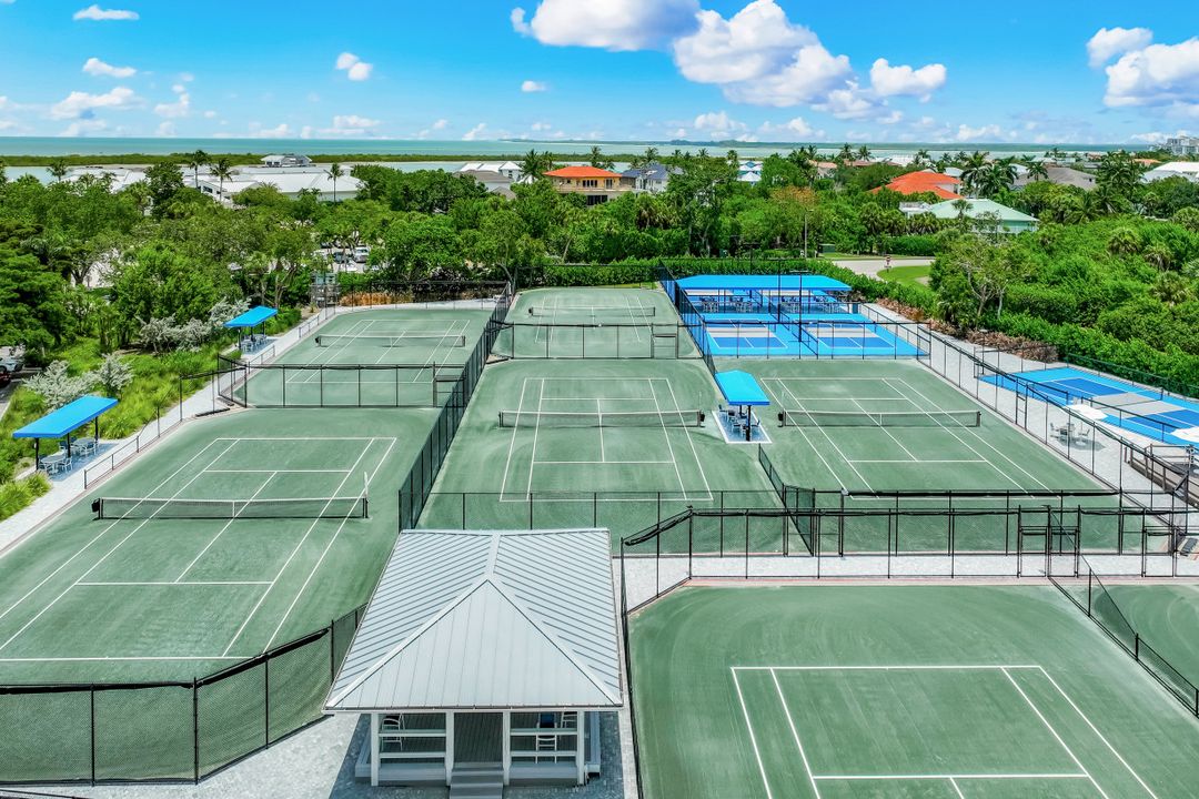 828 Hideaway Cir E #423, Marco Island, FL 34145
