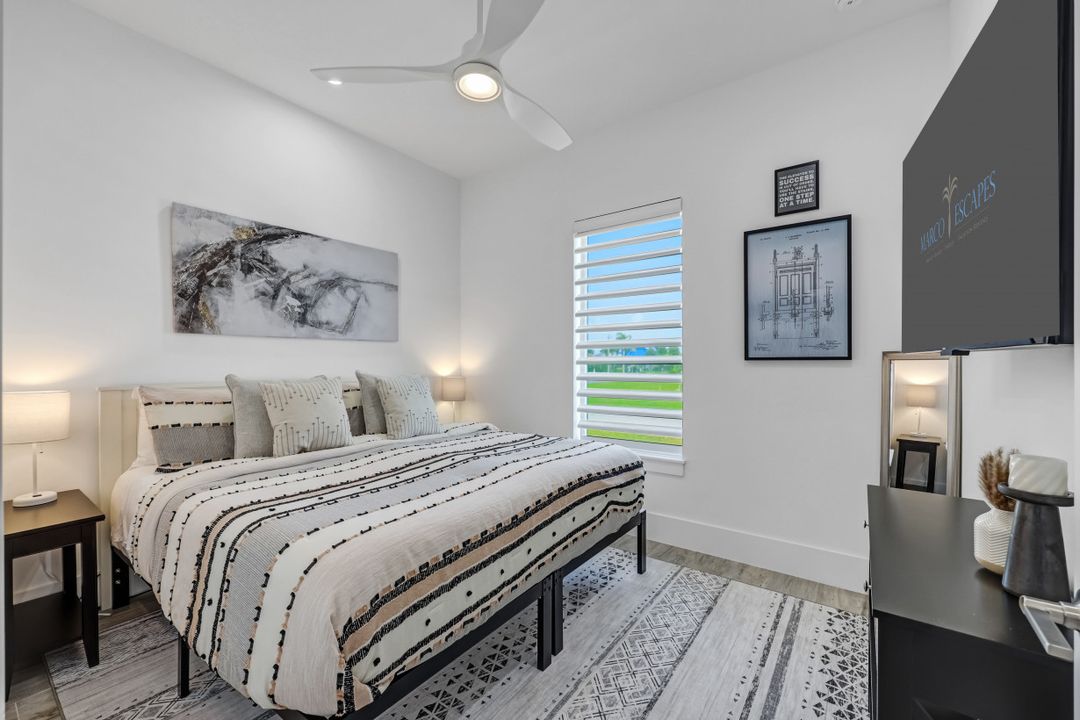 970 Goldenrod Ave, Marco Island, FL 34145