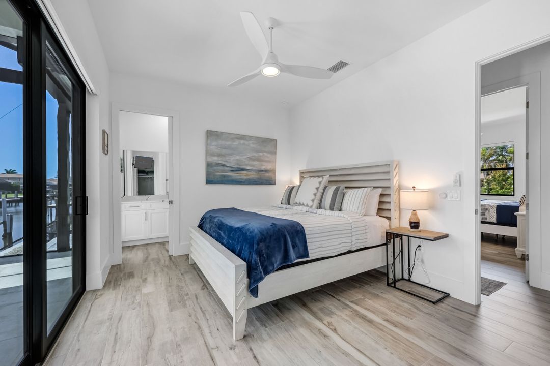 970 Goldenrod Ave, Marco Island, FL 34145