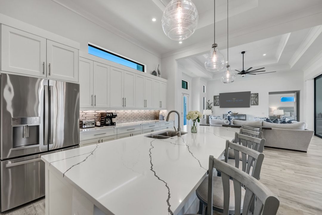 970 Goldenrod Ave, Marco Island, FL 34145