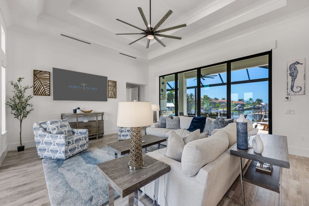 970 Goldenrod Ave, Marco Island, FL 34145