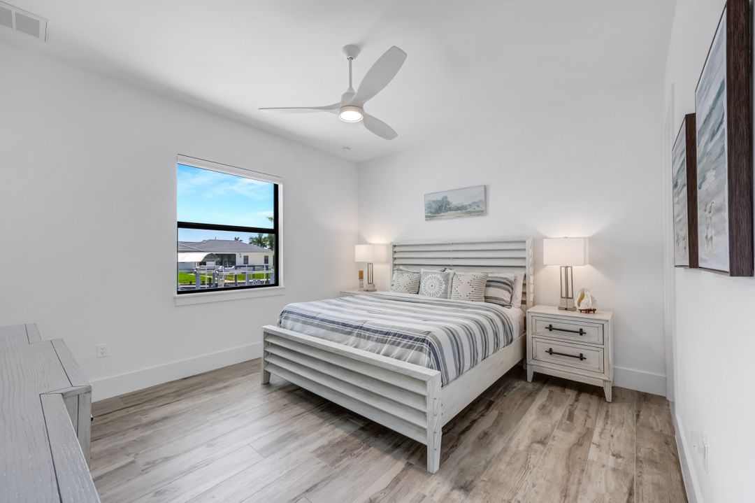 970 Goldenrod Ave, Marco Island, FL 34145