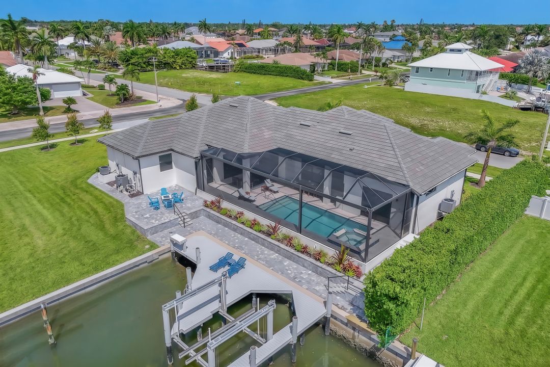 970 Goldenrod Ave, Marco Island, FL 34145