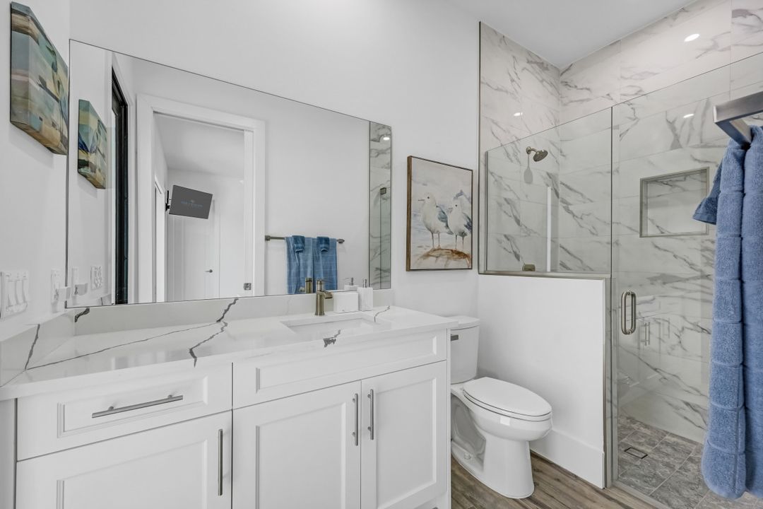 970 Goldenrod Ave, Marco Island, FL 34145
