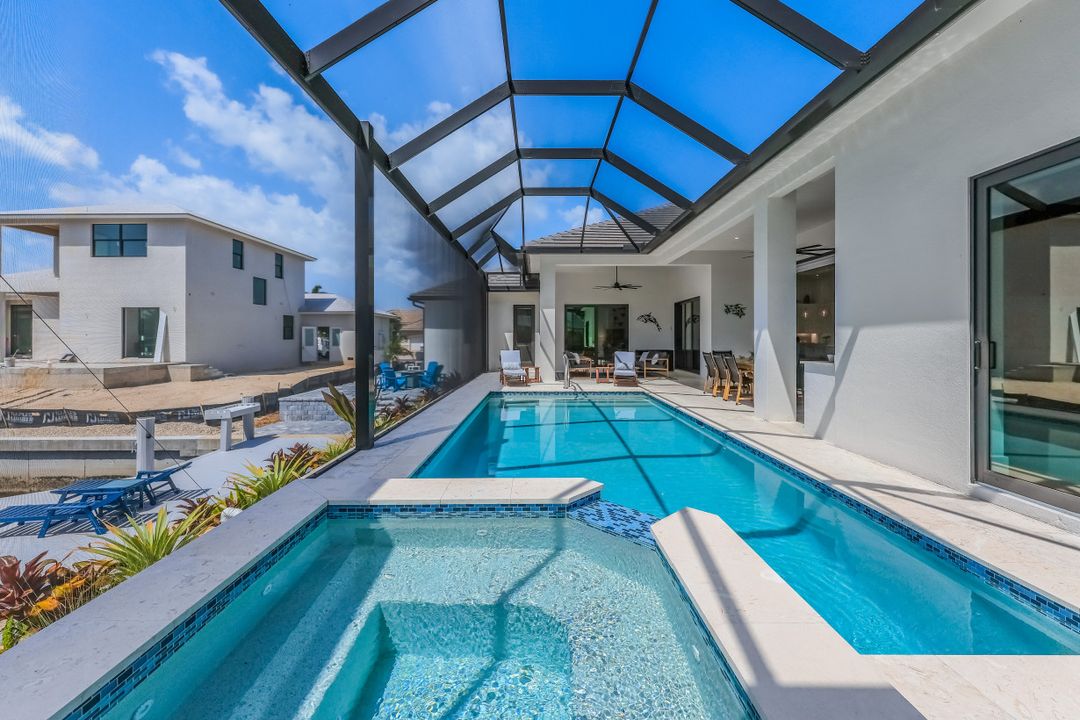 970 Goldenrod Ave, Marco Island, FL 34145