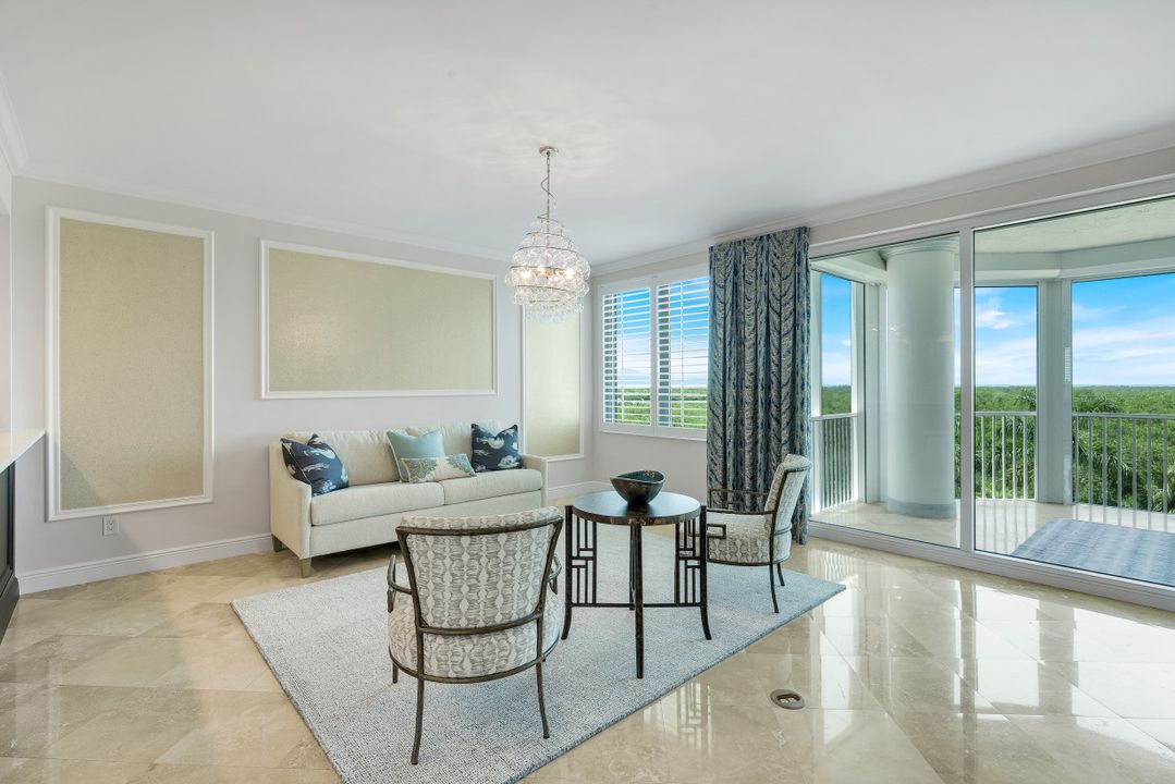 275 Indies Way #503, Naples, FL 34110