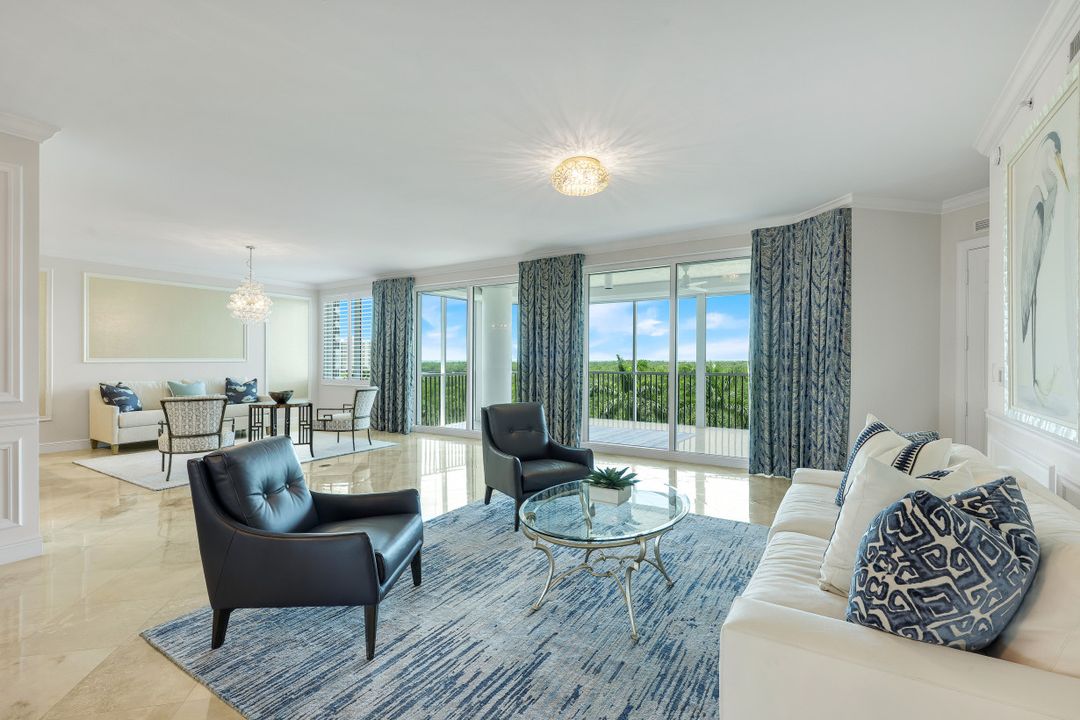 275 Indies Way #503, Naples, FL 34110