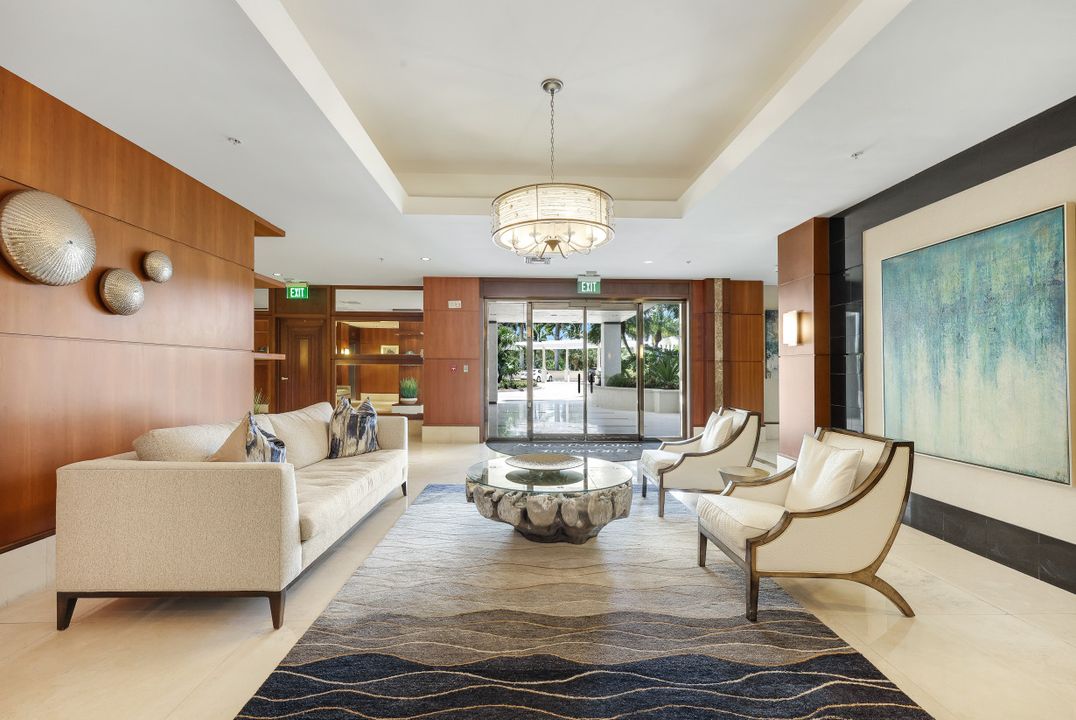 275 Indies Way #503, Naples, FL 34110