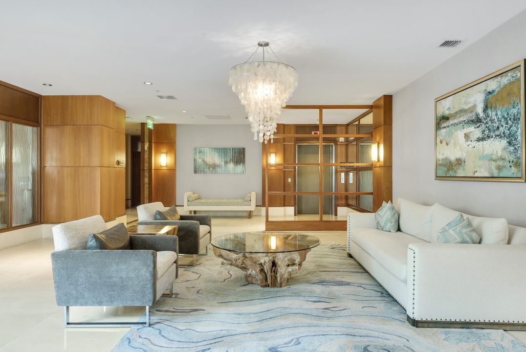 275 Indies Way #503, Naples, FL 34110