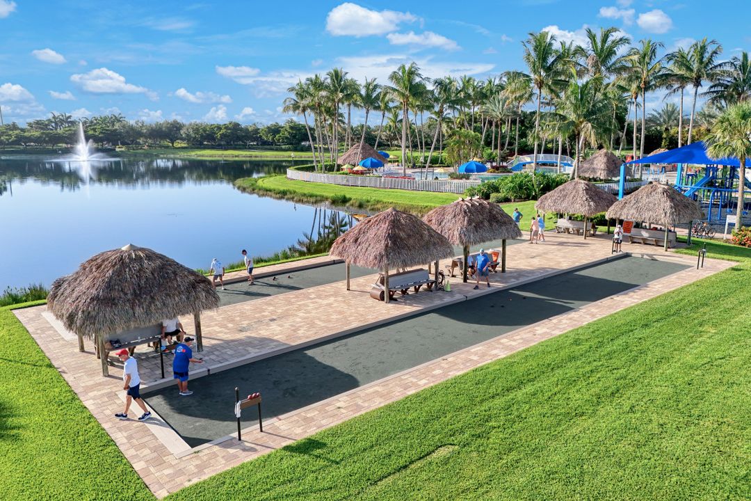 2573 Sandoval Pkwy, Cape Coral, FL 33991