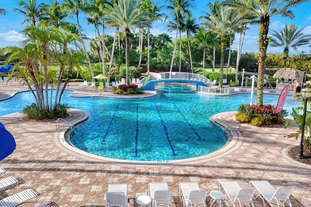 2573 Sandoval Pkwy, Cape Coral, FL 33991