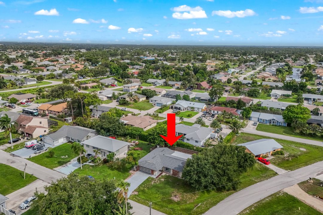 8110 Valencia Rd, Fort Myers, FL 33967
