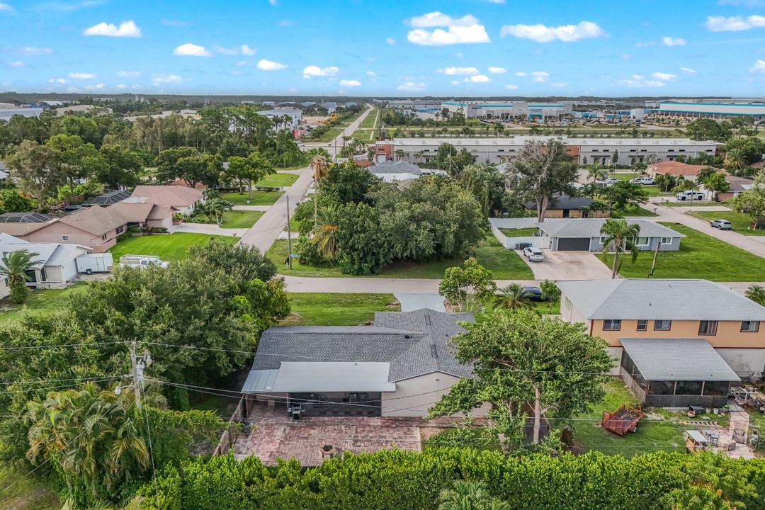 8110 Valencia Rd, Fort Myers, FL 33967