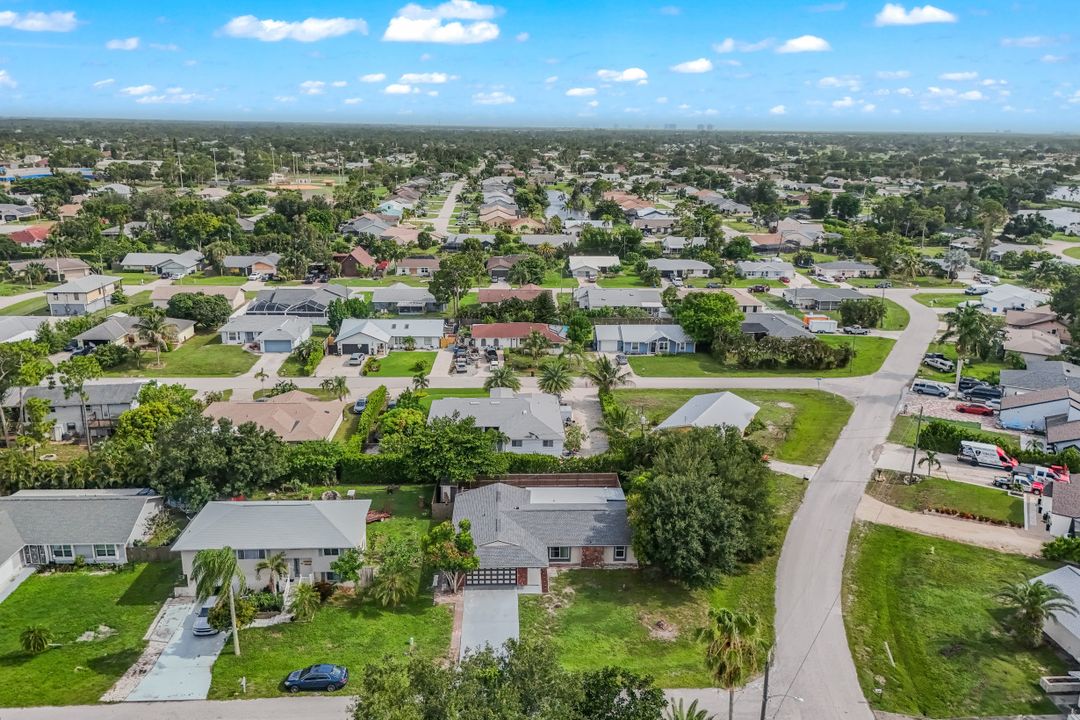 8110 Valencia Rd, Fort Myers, FL 33967