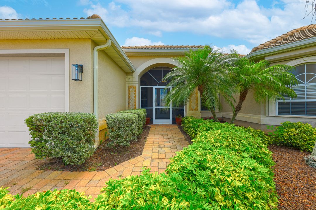 5321 SW 23rd Ave, Cape Coral, FL 33914
