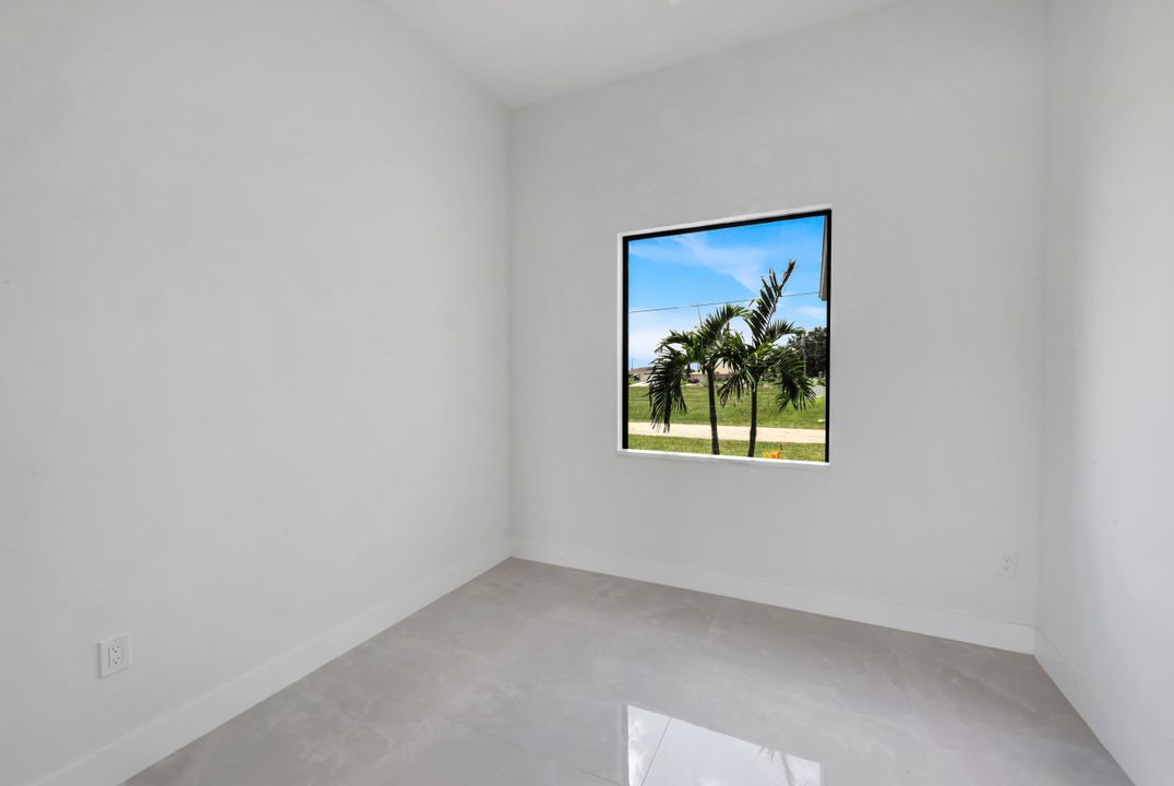 2214 NE 15th Terrace, Cape Coral, FL 33909