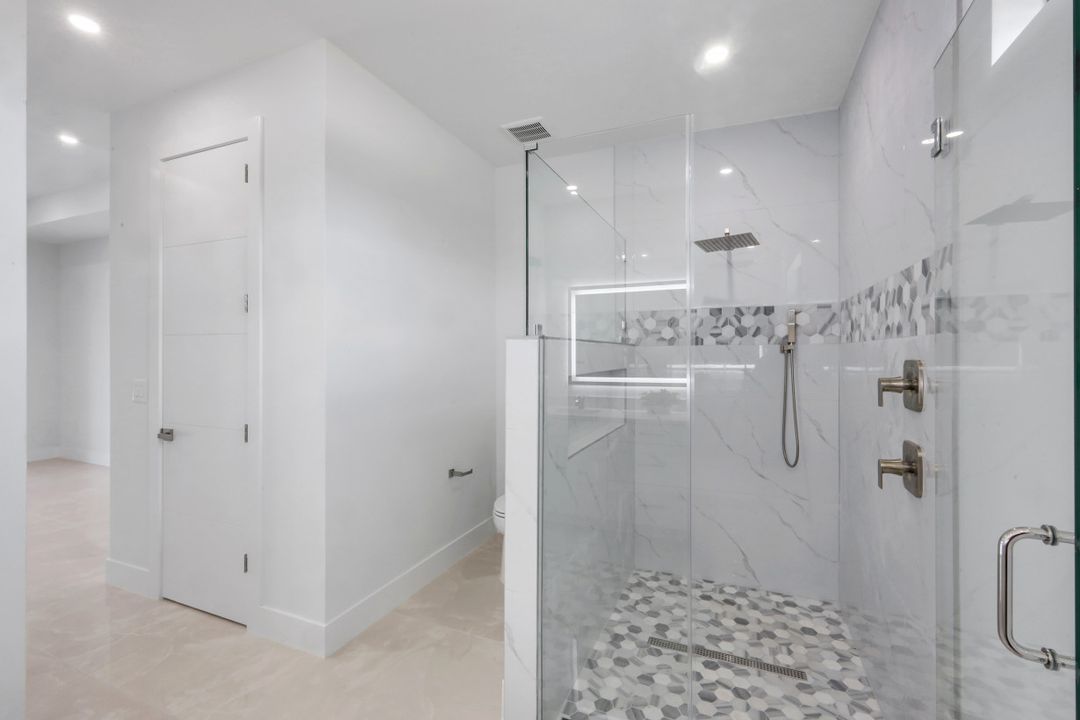 2214 NE 15th Terrace, Cape Coral, FL 33909