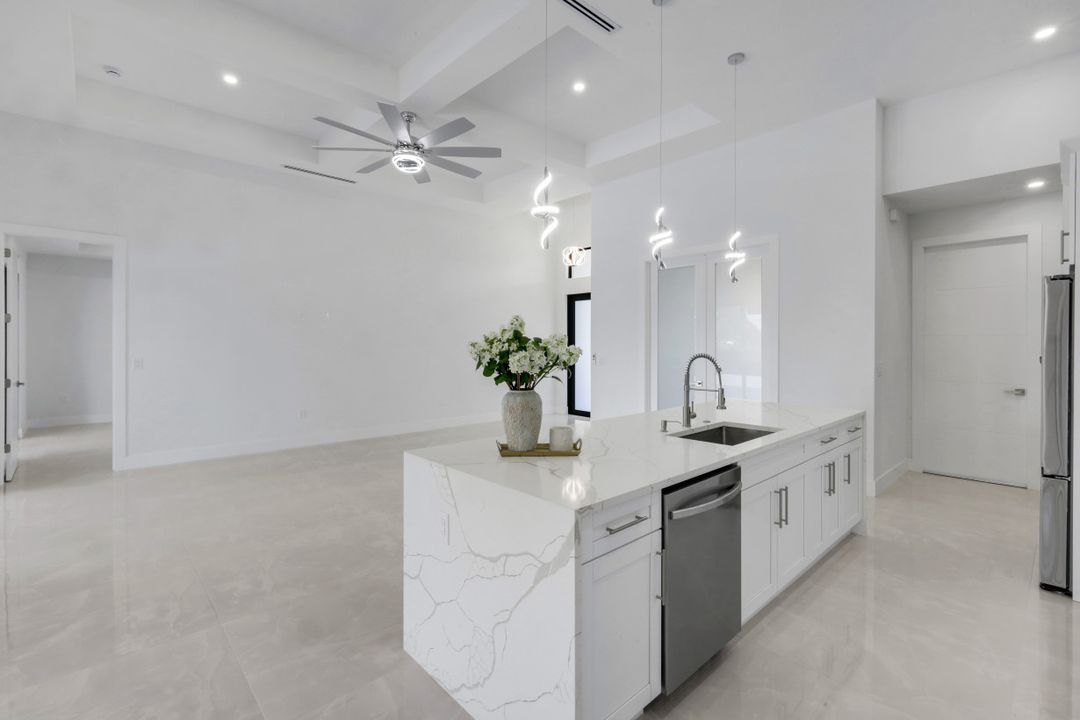 2214 NE 15th Terrace, Cape Coral, FL 33909