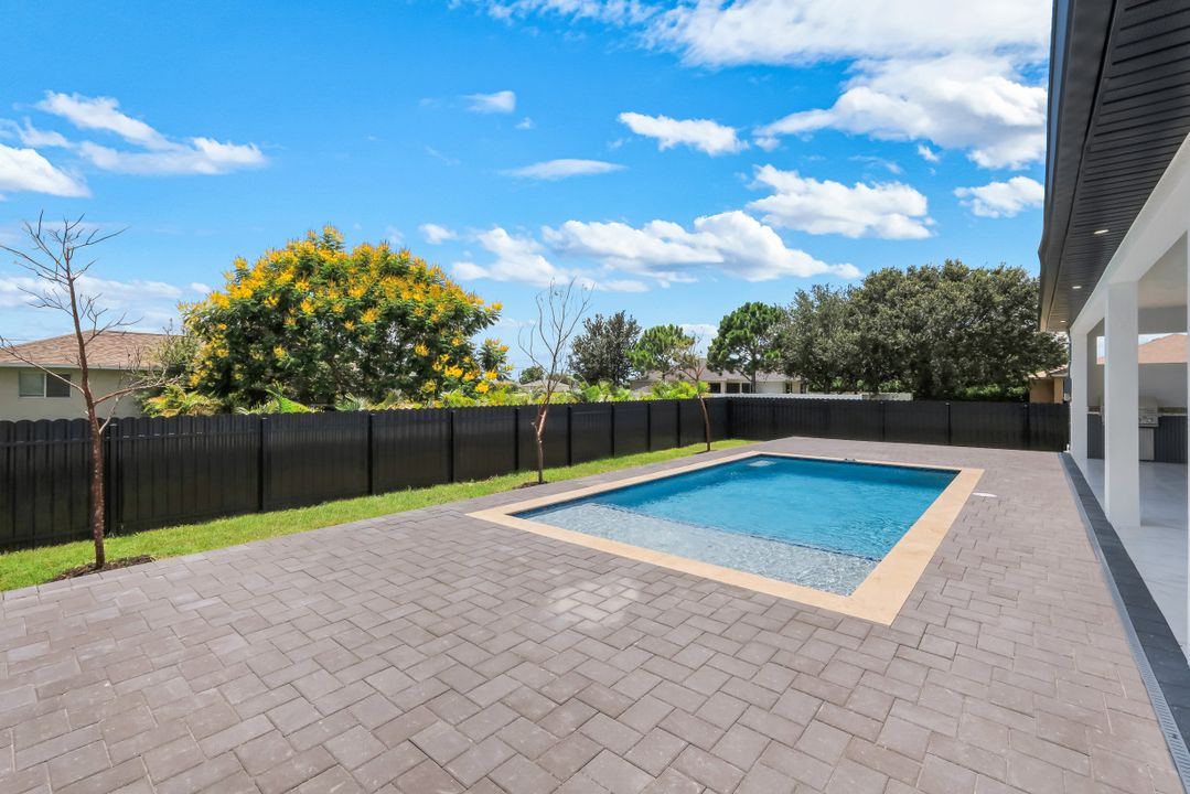 2214 NE 15th Terrace, Cape Coral, FL 33909