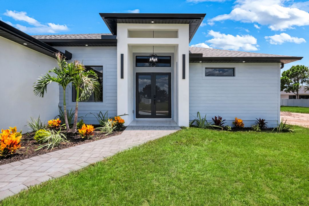 2214 NE 15th Terrace, Cape Coral, FL 33909
