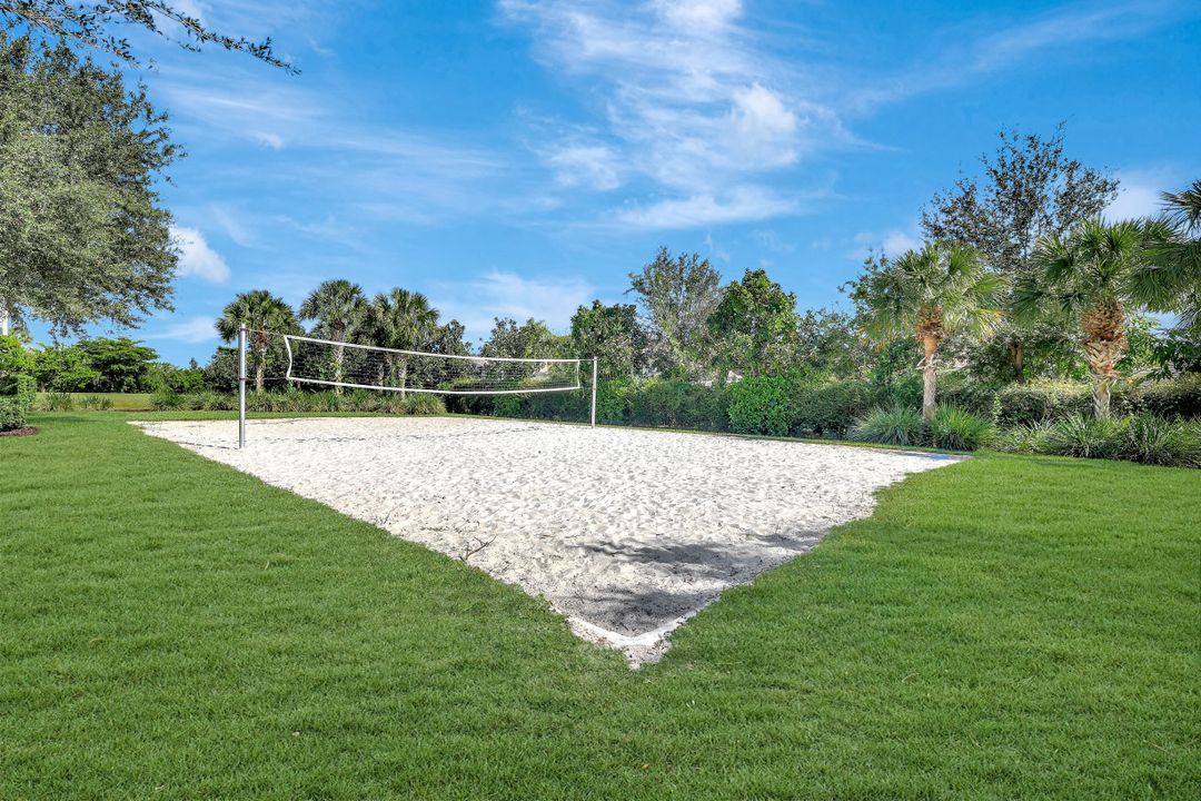 2159 Hamlin St, Naples, FL 34120