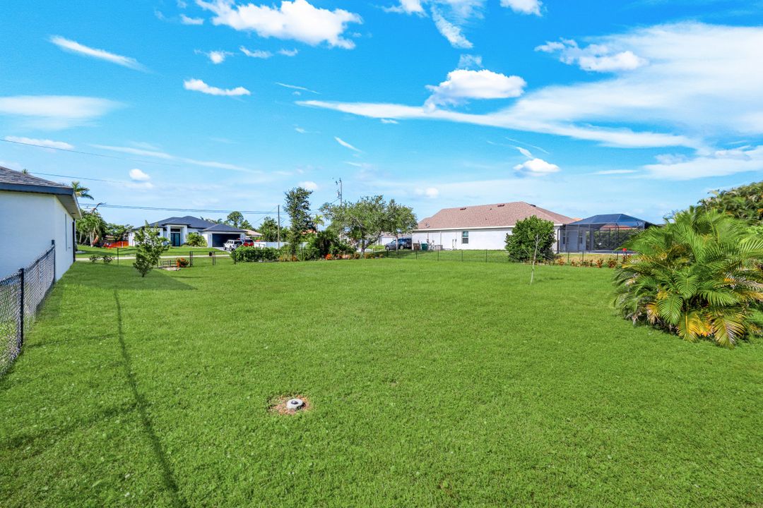 2627 SW 4th Terrace, Cape Coral, FL 33991