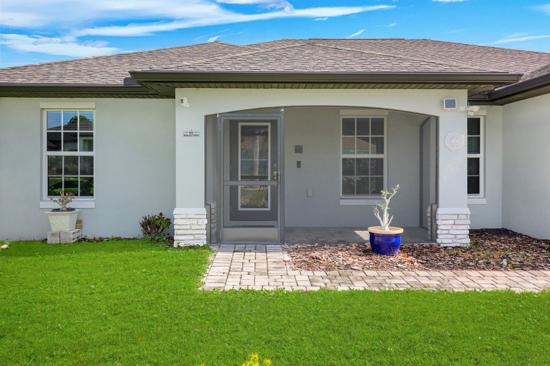 2627 SW 4th Terrace, Cape Coral, FL 33991